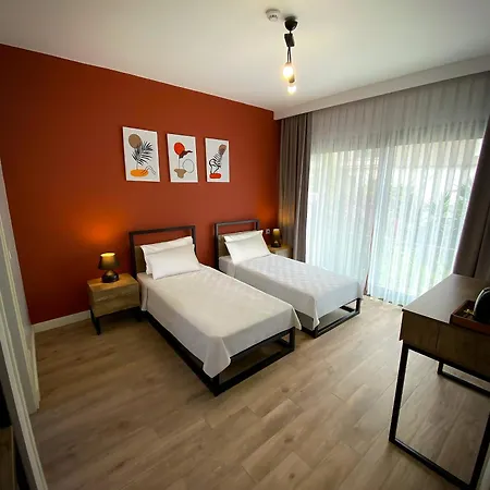 Sahil Butik * Cesme